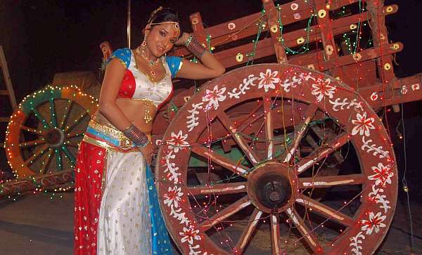 Monalisa as an Item dancer in Mrityunjay