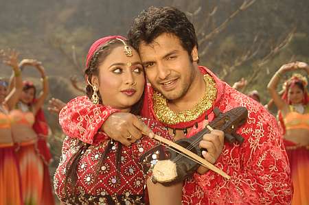 Rani Chatterjee with Vinay Anand in Damini