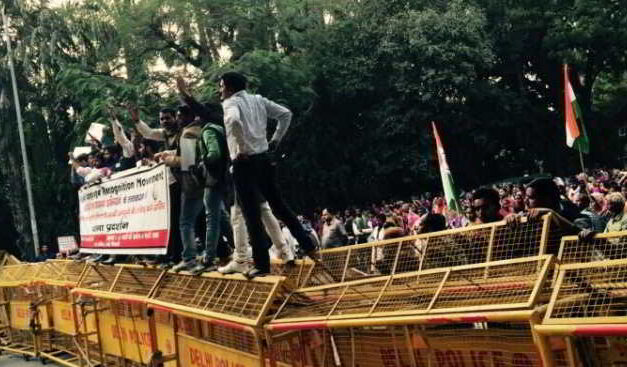 सात गो गाड़ी चोरन के धइलसि बलिया पुलिस