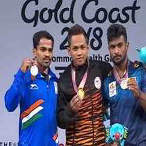 21 वाँ राष्ट्रमंडल खेल में भारत के रजत पदक से खाता खोललसि, एगो स्वर्णो पदक मिलल