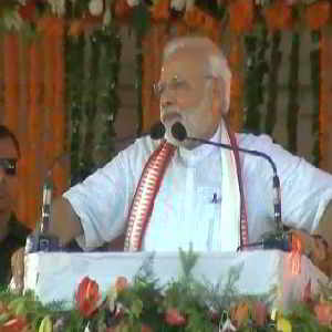 सरकार जनपथ से ना चल के जनमत से चलत बिया – कहलन मोदी