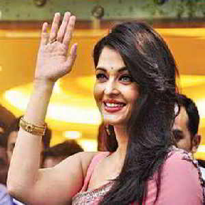 बॉक्स ऑफिस पर होखे जा रहल बा ऐश्वर्या आ इरफान के टक्कर