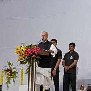 संघ के कार्यक्रम में अपना संबोधन के अंत वंदे मातरम से कइलें प्रणव मुखर्जी