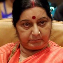 कटहर के कोआ तू खइलू, त ई मोटकी मुगरिया के खाई