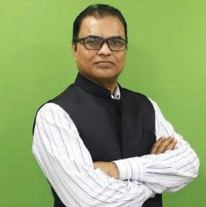 गांव घर छोड़वलू ए गंगा मइया