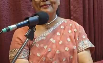 गली गली फुलवा बिछाय दियो रे मइया मोरी अइहें